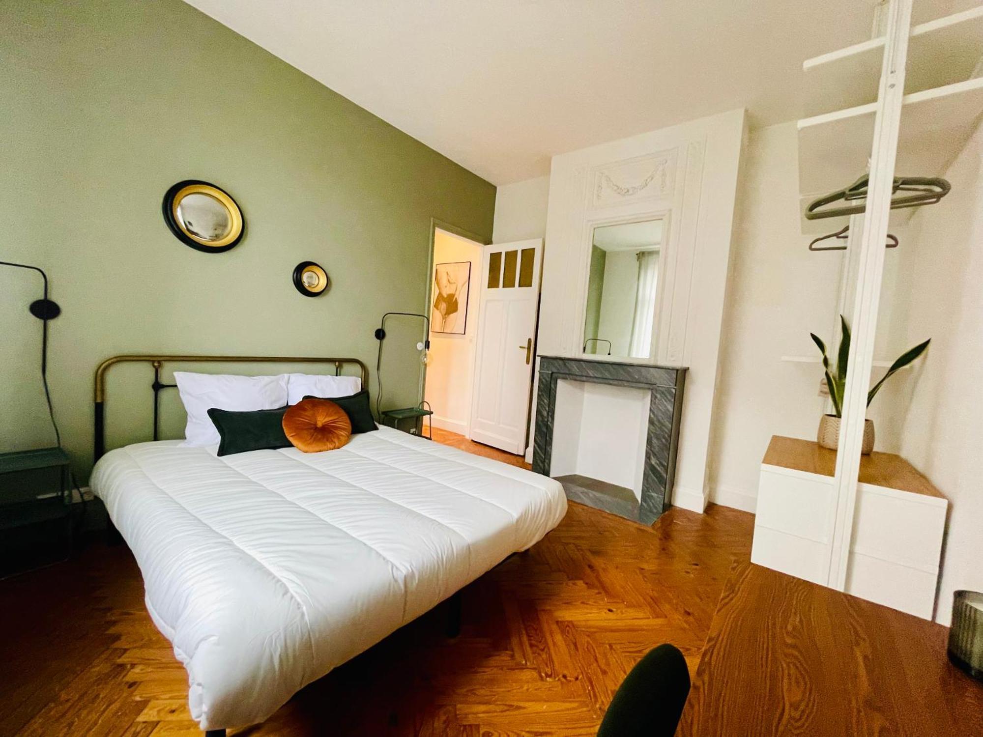 Le 52 - Appartement Haut De Gamme Plein Centre Lille - Parking Εξωτερικό φωτογραφία